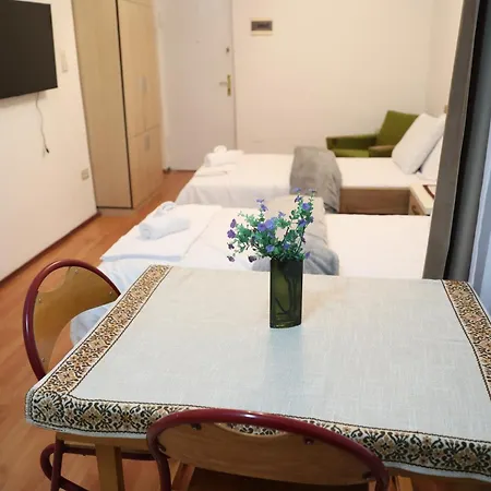 Mirage * تيرانا